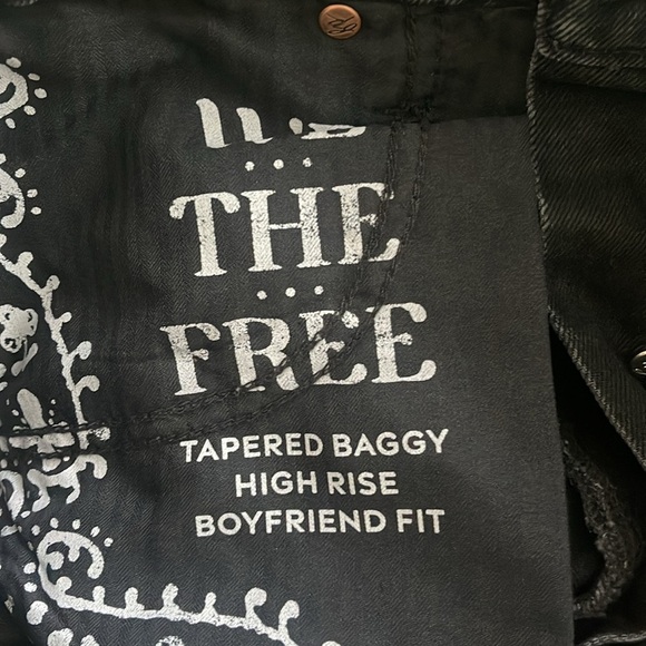Free People We The Free High Rise Baggy Boyfriend Jean Size 27 NWT - Picture 6 of 8